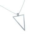 Modern ezüst lánc háromszög